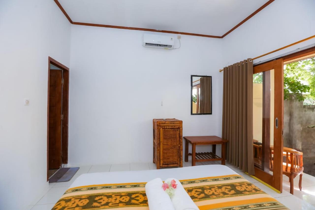 Radika House Apartment Quần đảo Gili Ngoại thất bức ảnh