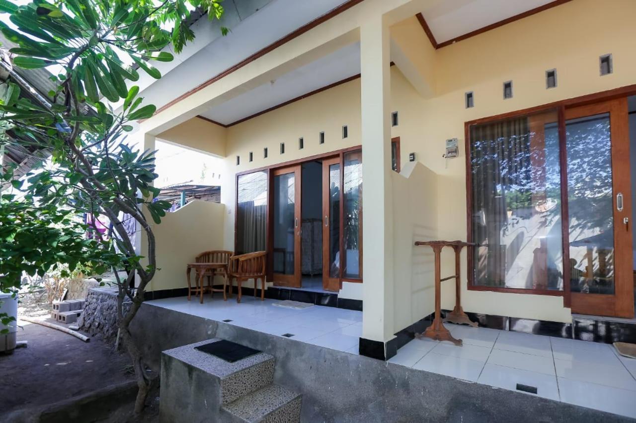 Radika House Apartment Quần đảo Gili Ngoại thất bức ảnh